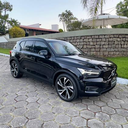 VOLVO XC40 1.5 T5 RECHARGE R-DESIGN GEARTRONIC